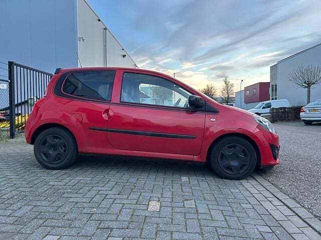 Occasion Renault Twingo Collection 75 PK (55 kW) 2011 Rood Hatchback