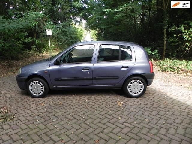 Blauw Gebruikt 1999 Renault Clio II | € 750 (Super prijs) - Afbeelding 1/4