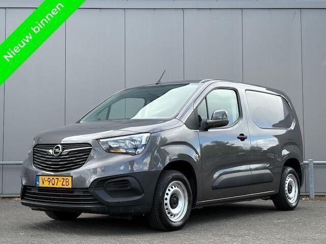 Grijs Gebruikt 2019 Opel Combo MPV | € 7.950 (Goede deal) - Afbeelding 1/4