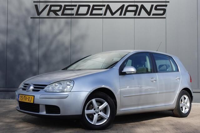 Grijs Gebruikt 2007 VW Golf V Hatchback | € 1.250 (Eerlijke prijs) - Afbeelding 1/4