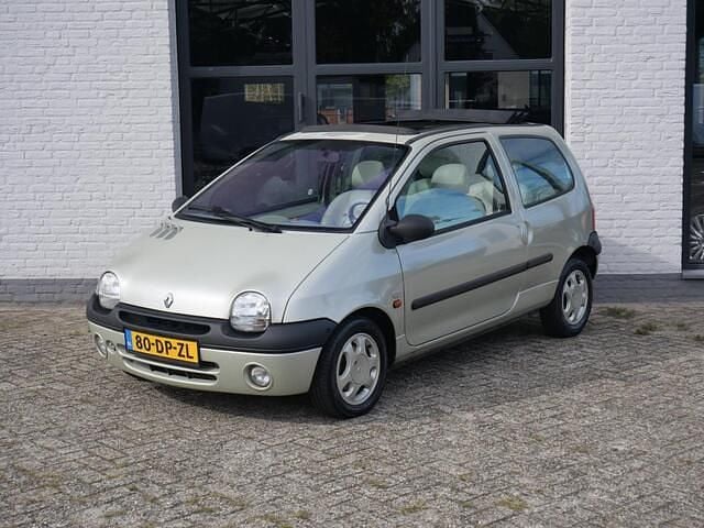 Occasion Renault Twingo Initiale 58 PK (42 kW) 1999 Geel Hatchback
