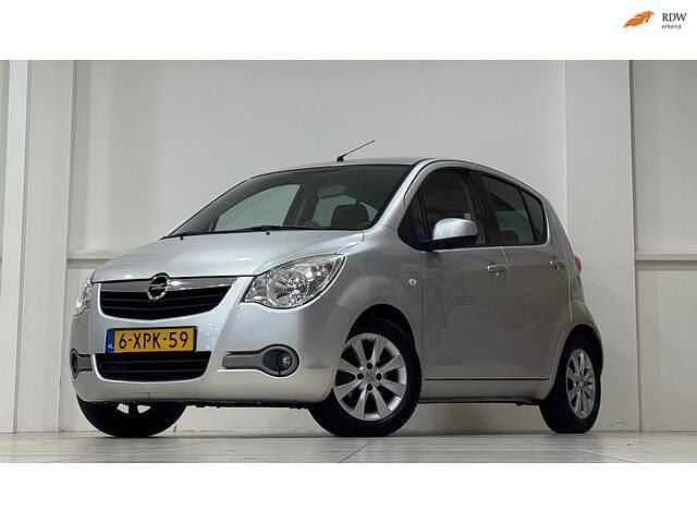 Grijs Gebruikt 2014 Opel Agila Hatchback | € 5.494 (Eerlijke prijs) - Afbeelding 1/3