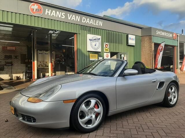 Grijs Gebruikt 2000 Porsche Boxster Cabriolet | € 19.950 (Eerlijke prijs) - Afbeelding 1/4