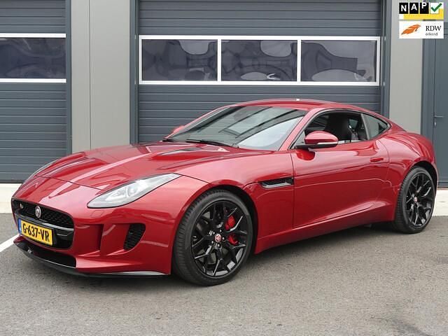 Rood Gebruikt 2016 Jaguar F-Type S Coupé | € 45.950 (Eerlijke prijs) - Afbeelding 1/4