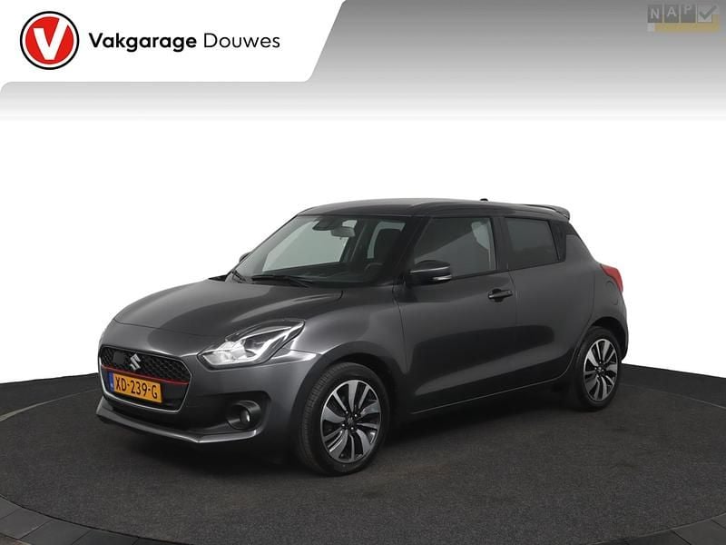 Grijs Gebruikt 2018 Suzuki Swift Hatchback | € 15.950 (Eerlijke prijs) - Afbeelding 1/4