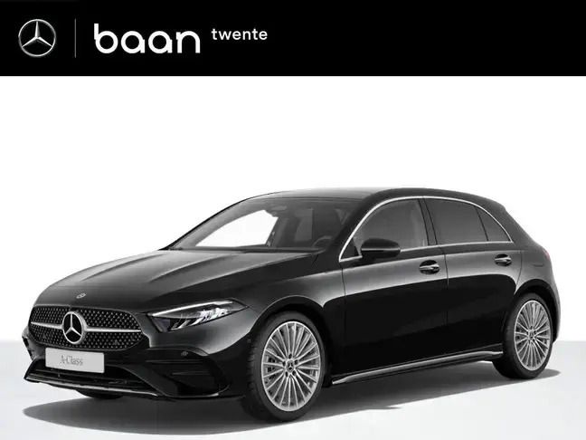 Zwart Gebruikt 2024 Mercedes A250 AMG line Hatchback | € 47.886 - Afbeelding 1/4