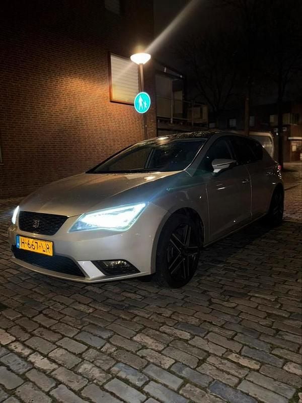 Gebruikt 2013 Seat Leon | € 5.700 (Goede deal) - Afbeelding 1/4