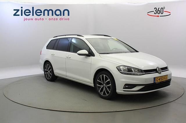 Wit, metallic lak Gebruikt 2019 VW Golf VII Sportline Stationwagen | € 11.845 (Goede deal) - Afbeelding 1/4