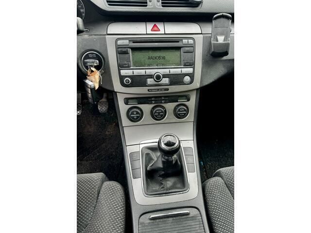 Occasion VW Passat Comfortline 116 PK (85 kW) 2007 Zwart, metallic lak Stationwagen