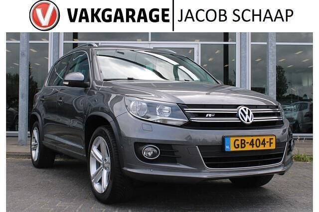 Grijs Gebruikt 2013 VW Tiguan R-line Edition SUV | € 13.200 (Eerlijke prijs) - Afbeelding 1/4
