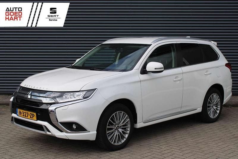 Wit Gebruikt 2020 Mitsubishi Outlander P-HEV SUV | € 21.695 (Goede deal) - Afbeelding 1/4