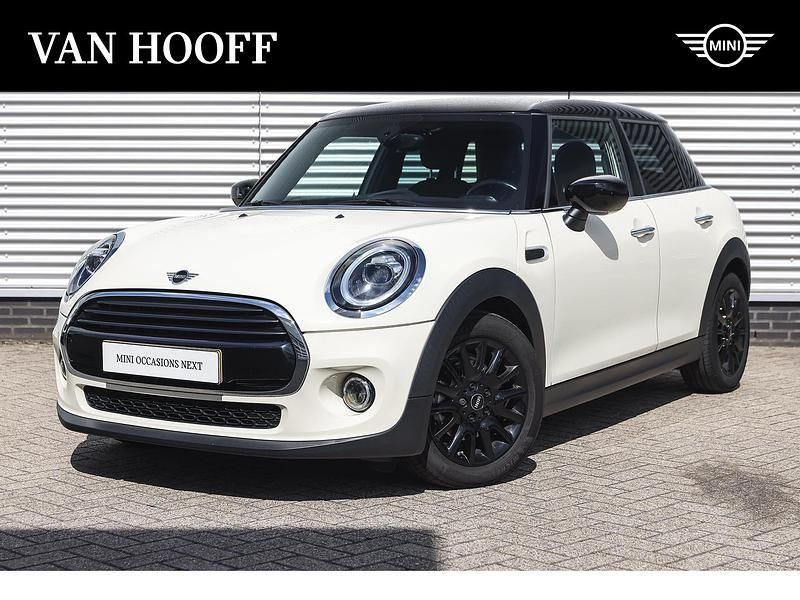 Wit Gebruikt 2021 Mini Cooper Comfort Hatchback | € 21.450 (Eerlijke prijs) - Afbeelding 1/4