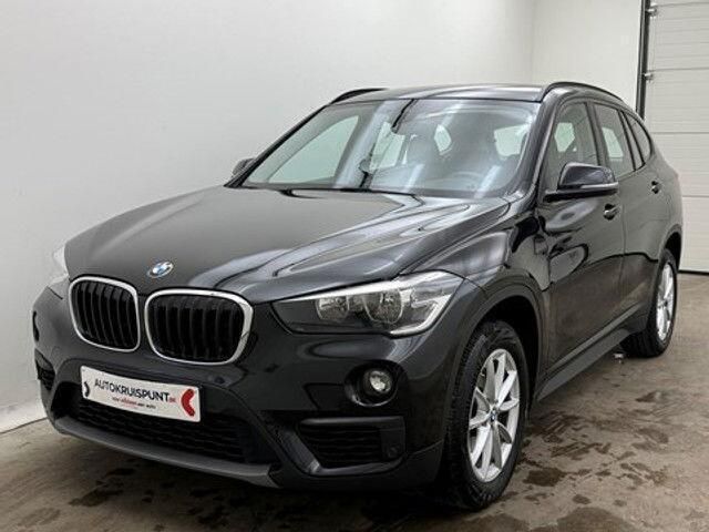 Zwart Gebruikt 2018 BMW X1 SUV | € 19.900 (Goede deal) - Afbeelding 1/4