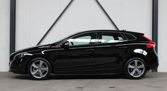 Occasion Volvo V40 Kinetic 150 PK (110 kW) 2012 Zwart Stationwagen