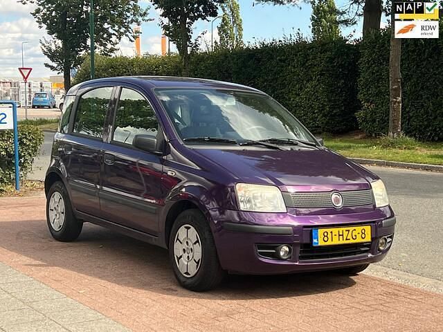Paars Gebruikt 2009 Fiat Panda Hatchback | € 2.450 (Eerlijke prijs) - Afbeelding 1/4