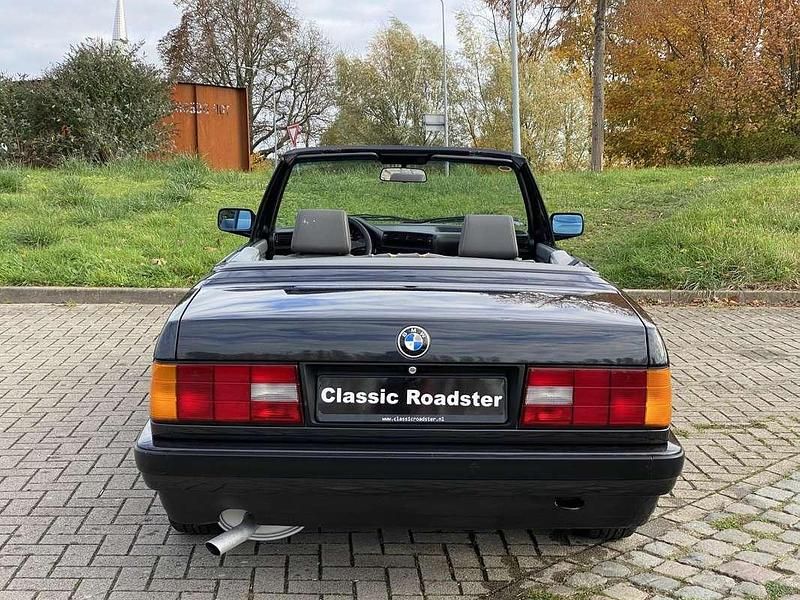 Occasion BMW 318 Cabriolet 113 PK (83 kW) 1991 Zwart Cabriolet