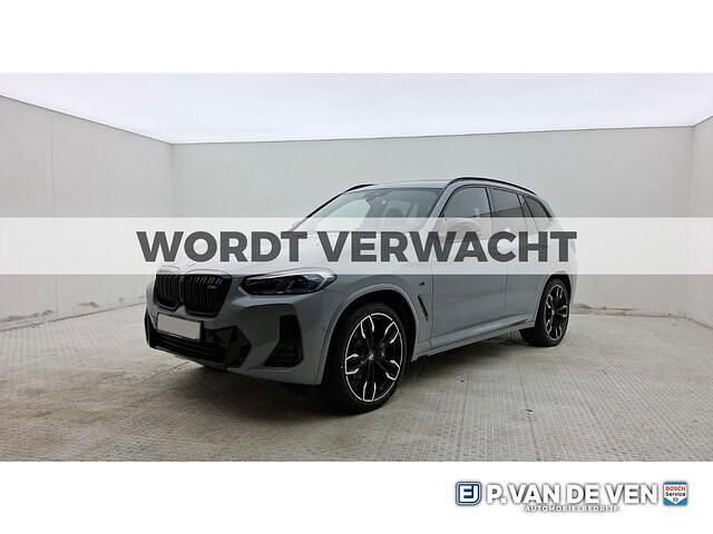 Grijs Occasion 2022 BMW X3 Executive SUV | € 73.950 - Afbeelding 1/4