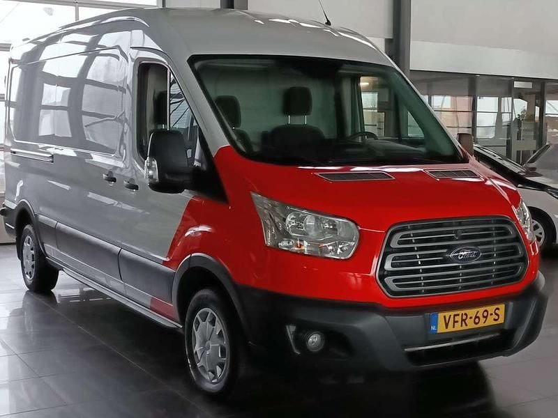 Wit Gebruikt 2018 Ford Transit Van | € 18.750 (Duur) - Afbeelding 1/4