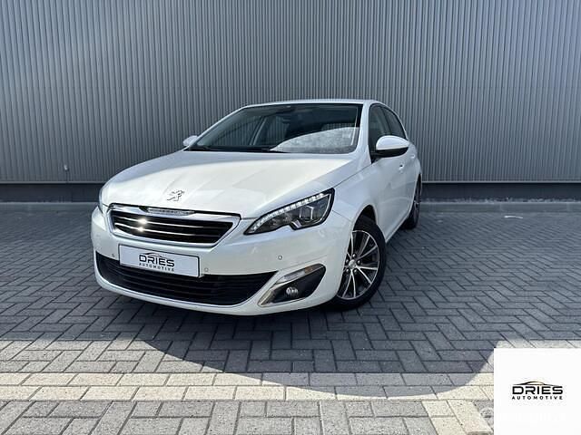 Wit Gebruikt 2014 Peugeot 308 Allure Hatchback | € 7.950 (Goede deal) - Afbeelding 1/4