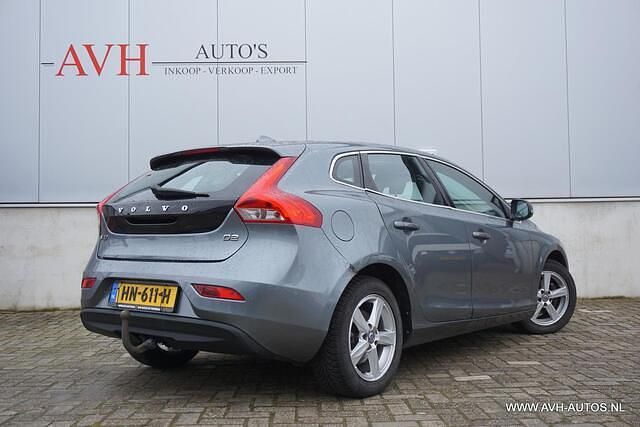 Occasion Volvo V40 Business Edition 120 PK (88 kW) 2015 Grijs Stationwagen