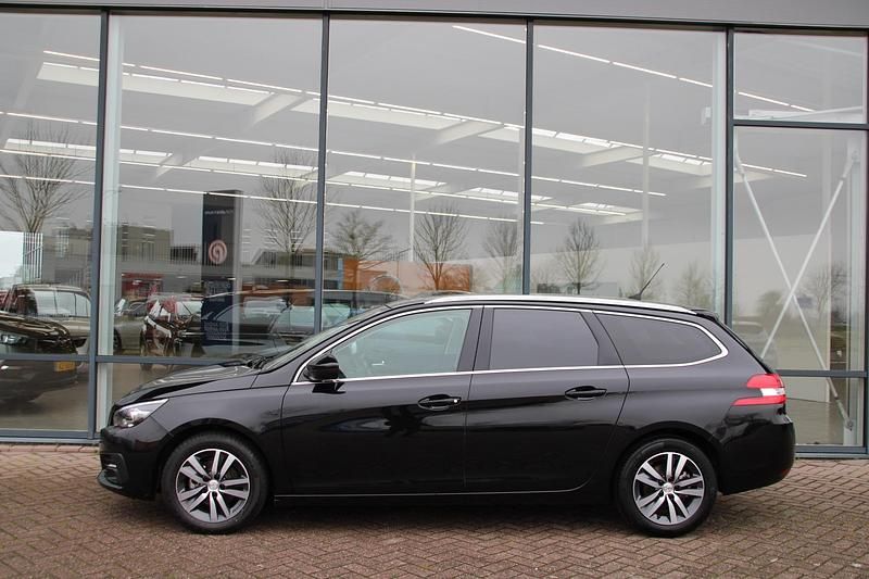 Occasion Peugeot 308 SW Allure 2018 Zwart Stationwagen
