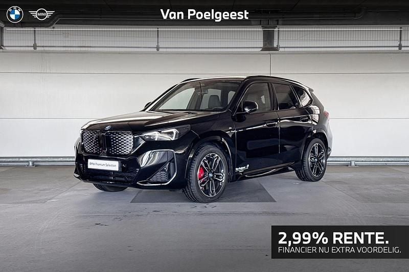 Zwart Gebruikt 2025 BMW iX1 Comfort Edition SUV | € 44.900 (Super prijs) - Afbeelding 1/4