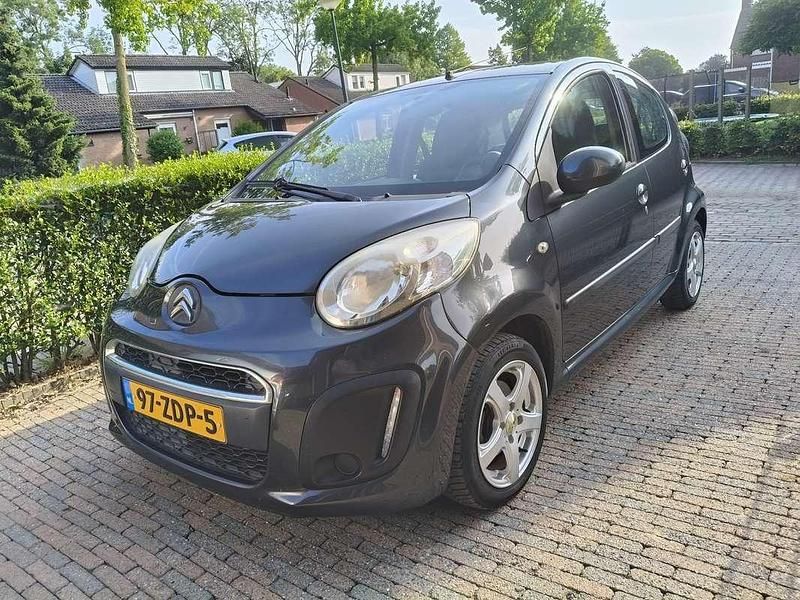 Zwart Gebruikt 2012 Citroën C1 Hatchback | € 4.000 (Iets duurder) - Afbeelding 1/4