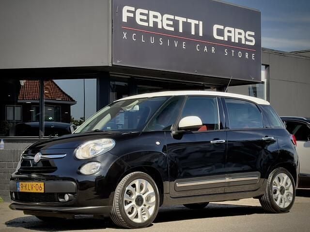 Zwart Gebruikt 2013 Fiat 500L Easy MPV | € 6.900 (Eerlijke prijs) - Afbeelding 1/4