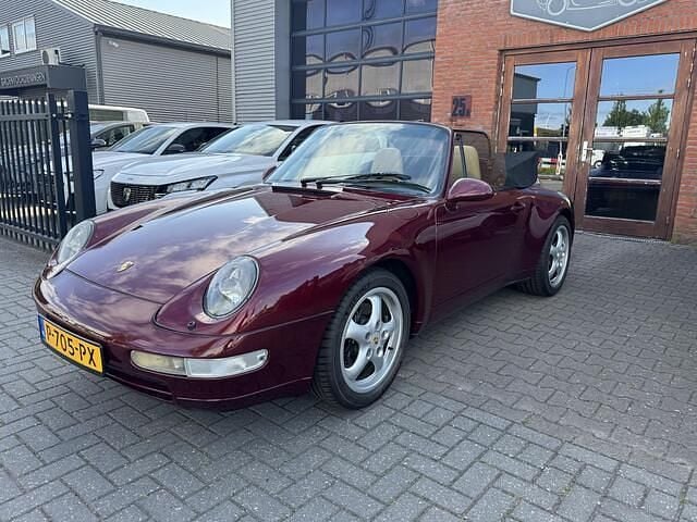 Rood Gebruikt 1997 Porsche 993 Cabriolet | € 74.993 - Afbeelding 1/4