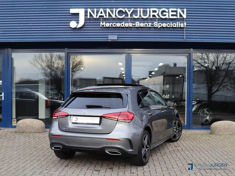 Occasion Mercedes A250 Business 161 PK (118 kW) 2021 Grijs Hatchback