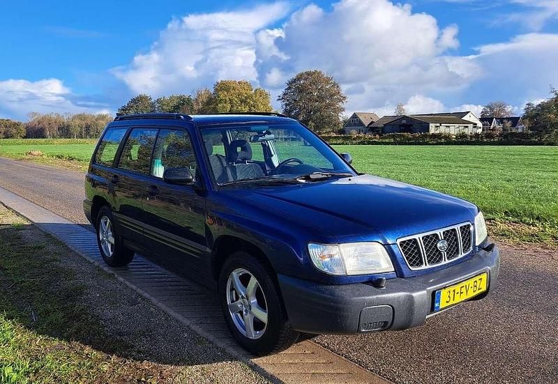 Blauw Gebruikt 2000 Subaru Forester SUV | € 2.950 (Duur) - Afbeelding 1/4