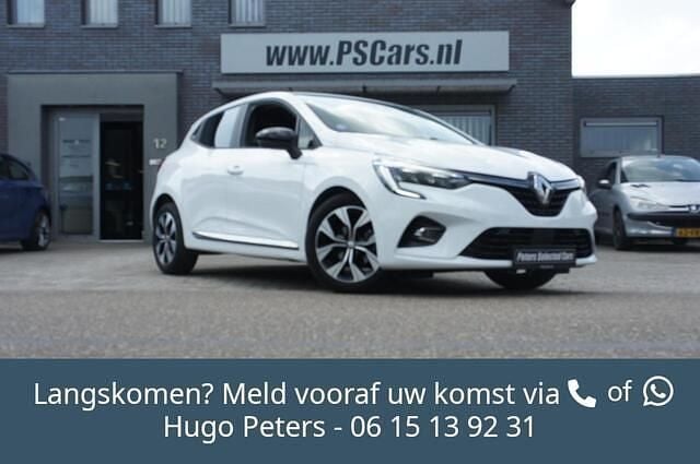 Wit Gebruikt 2023 Renault Clio V Techno Hatchback | € 14.794 (Super prijs) - Afbeelding 1/4