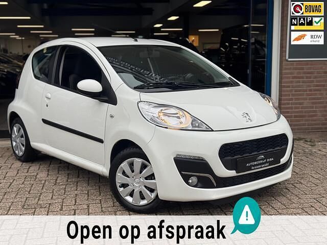 Wit Gebruikt 2014 Peugeot 107 Active Hatchback | € 6.950 (Iets duurder) - Afbeelding 1/4