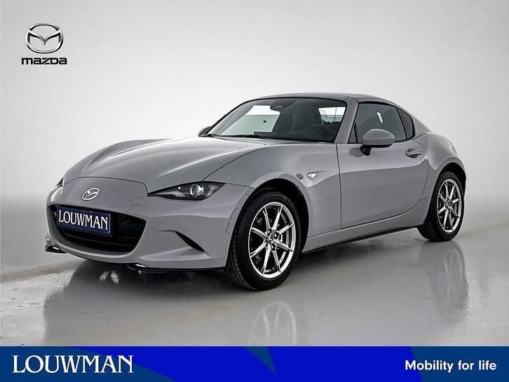 Aero grey (licht grijs metallic) Nieuw 2025 Mazda MX5 Exclusive-Line Cabriolet | € 48.890 (Iets duurder) - Afbeelding 1/4