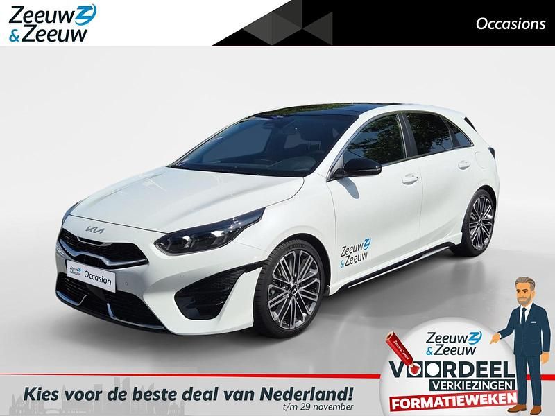 Wit Gebruikt 2025 Kia Ceed Hatchback | € 35.945 - Afbeelding 1/4