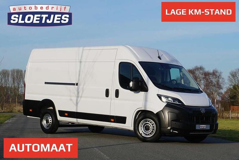 Wit Occasion 2024 Peugeot Boxer Van | € 27.500 (Goede deal) - Afbeelding 1/4