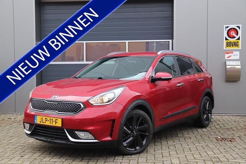 Rood Occasion 2018 Kia Niro Style SUV | € 14.995 (Goede deal) - Afbeelding 1/4