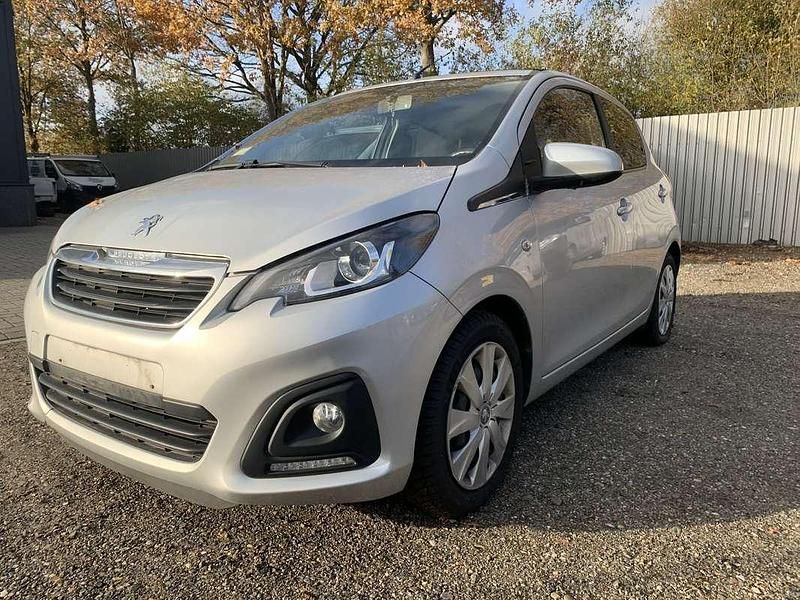 Zilver Occasion 2016 Peugeot 108 Active Hatchback | € 3.950 (Super prijs) - Afbeelding 1/4