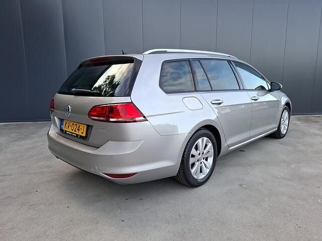 Occasion VW Golf VII Highline 116 PK (85 kW) 2016 Grijs, metallic lak Hatchback