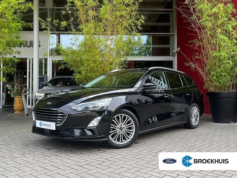 Zwart Gebruikt 2019 Ford Focus Business Edition Stationwagen | € 17.895 (Eerlijke prijs) - Afbeelding 1/4