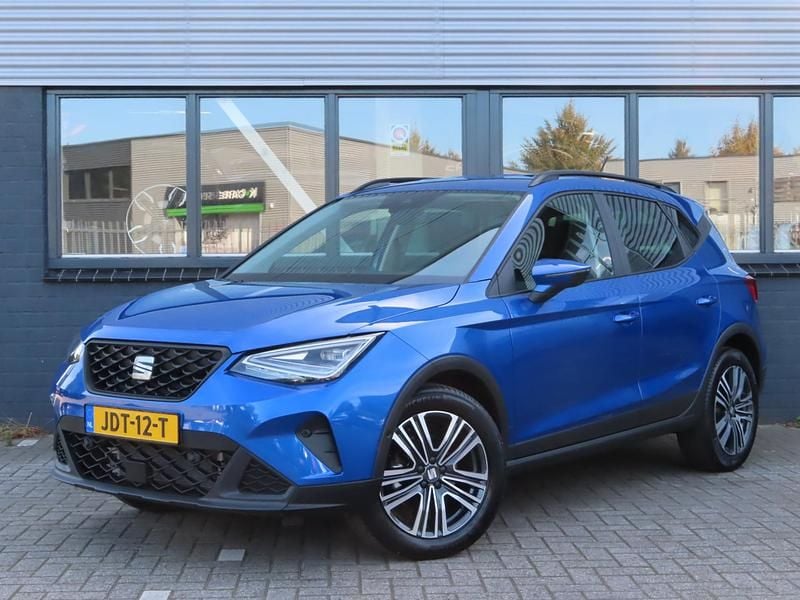 Blauw Occasion 2024 Seat Arona Business SUV | € 23.650 (Eerlijke prijs) - Afbeelding 1/4