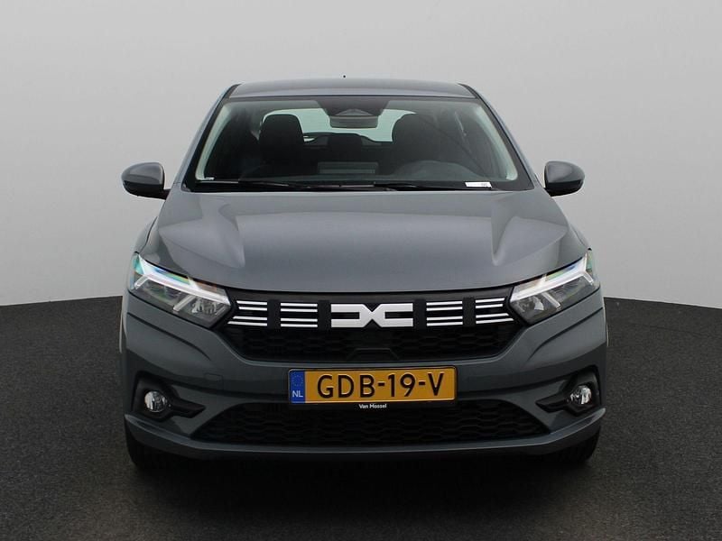 Occasion Dacia Sandero Expression 91 PK (66 kW) 2024 Grijs Hatchback