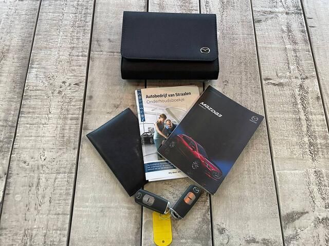 Occasion Mazda 3 120 PK (88 kW) 2019 Rood Hatchback