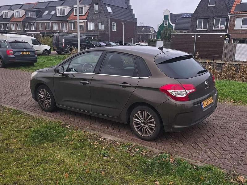 Occasion Citroën C4 Attraction 120 PK (88 kW) 2010 Bruin Hatchback