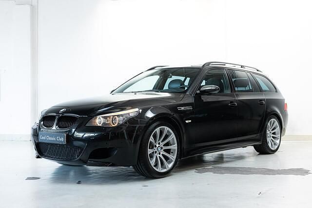 Zwart Gebruikt 2007 BMW M5 Comfort Edition Stationwagen | € 77.500 - Afbeelding 1/4