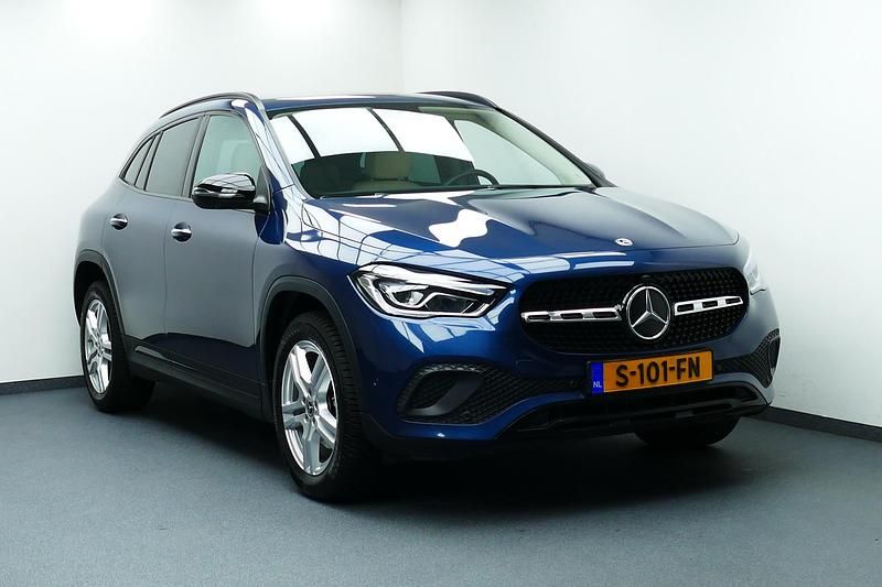 Occasion Mercedes GLA200 Luxury 2022 Blauw SUV