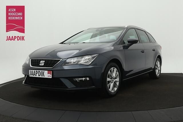 Grijs Gebruikt 2020 Seat Leon ST Style Stationwagen | € 14.899 (Eerlijke prijs) - Afbeelding 1/4