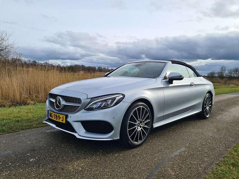 Grijs Gebruikt 2017 Mercedes C250 Prestige Cabriolet | € 29.750 - Afbeelding 1/4