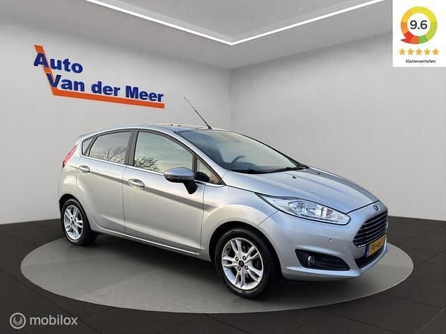 Grijs Gebruikt 2017 Ford Fiesta Titanium Hatchback | € 11.940 (Goede deal) - Afbeelding 1/3
