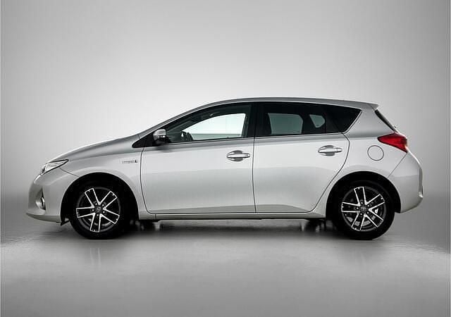 Occasion Toyota Auris 136 PK (100 kW) 2015 Grijs metallic Hatchback